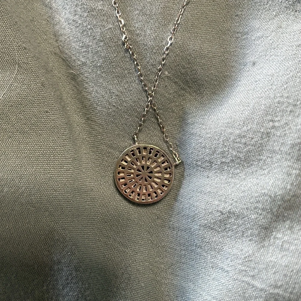 Blue Circle Accent Necklace - Picture 3 of 4